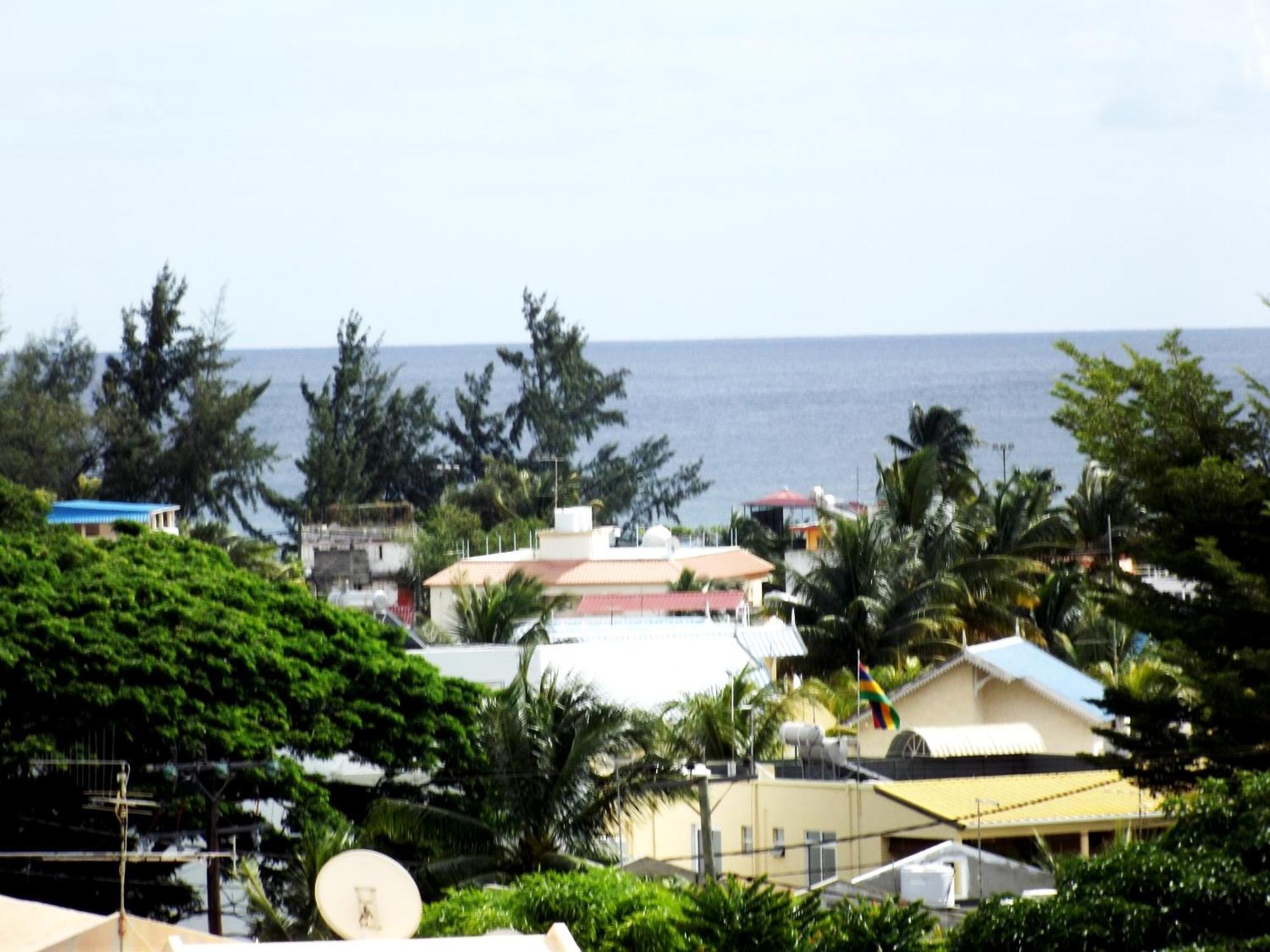 West Sand Holidays Licensed By The Tourism Authority 09926 Flic en Flac Ngoại thất bức ảnh