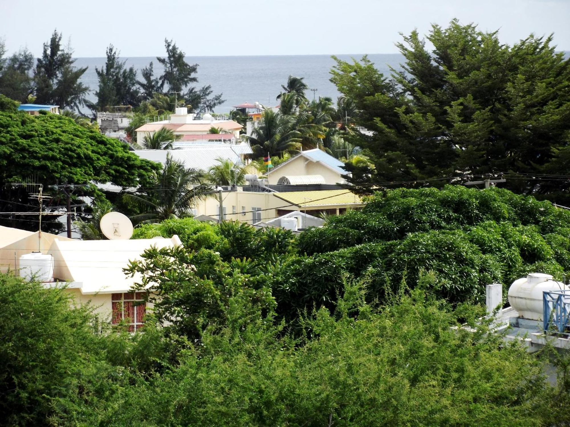 West Sand Holidays Licensed By The Tourism Authority 09926 Flic en Flac Ngoại thất bức ảnh