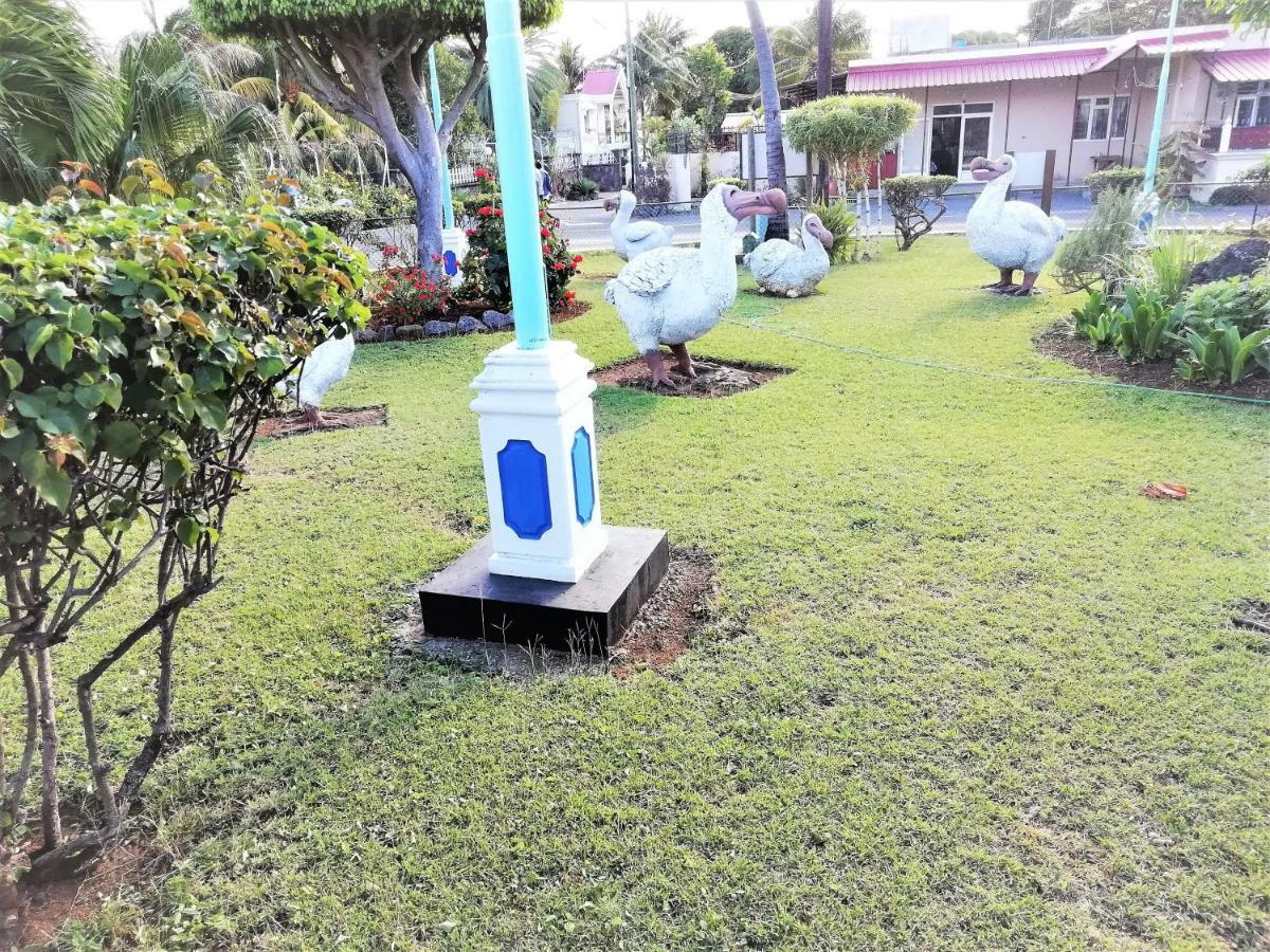 West Sand Holidays Licensed By The Tourism Authority 09926 Flic en Flac Ngoại thất bức ảnh